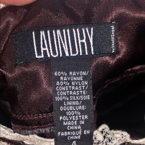 ❤️ Laundry by Shelli Siegal size 4 lace dress- offers welcomed!!!!!❤️ - Picture 6 of 6